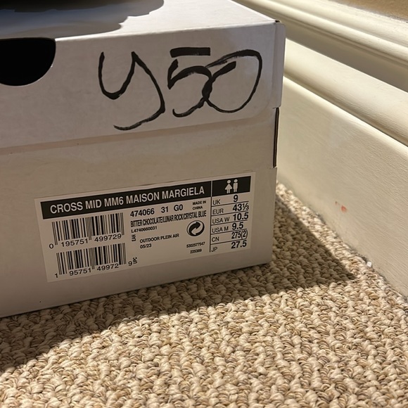 MAISON MARGIELA MM6 x Salomon BRAND NEW FRESH OUT OF BOX - Picture 3 of 3